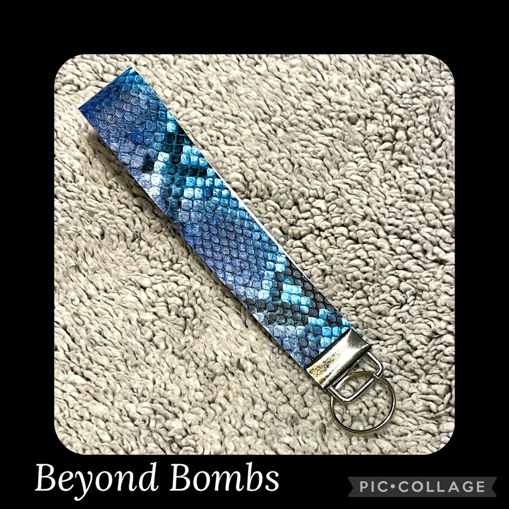 Snake Skin Pattern Wristlet - Handmade